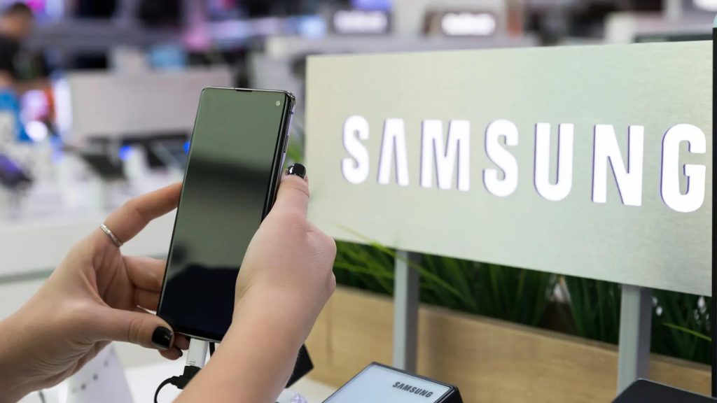Samsung taps Solana and Sui to launch zero-fee USDC global remittances on 82 million phones Samsung taps Solana and Sui to launch zero-fee USDC global remittances on 82 million phones